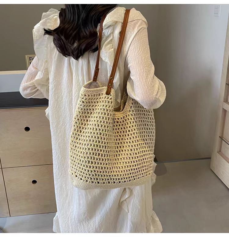 Casual Large Capacity Shoulder Cotton Woven Bag New Arrival Hollow Mesh Tote Bag Seaside Holiday Beach Bag for Women
