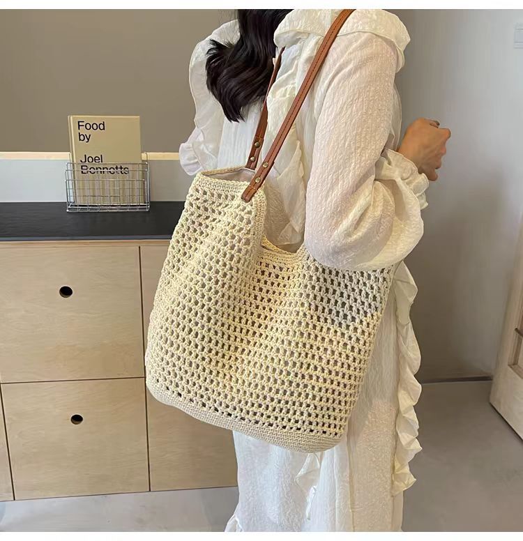 Casual Large Capacity Shoulder Cotton Woven Bag New Arrival Hollow Mesh Tote Bag Seaside Holiday Beach Bag for Women
